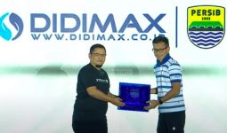 Didimax Berjangka Kembali Jadi Sponsor Persib Bandung di BRI Liga 1 2021 - JPNN.com