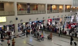 Dooor! Senpi Pelda Junaidi Meletus di Bandara Kuala Namu - JPNN.com