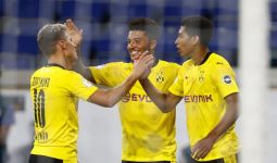 Dortmund Buka Pintu Bagi Penonton, Kabar Baik apa Buruk? - JPNN.com