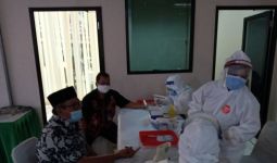 COVID-19 Makin Liar, 55 Anggota DPRD Banten Langsung Rapid Test - JPNN.com