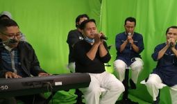 Gandeng Dwiki Dharmawan, Izzatul Islam Padukan Nasyid dengan Orkestra - JPNN.com