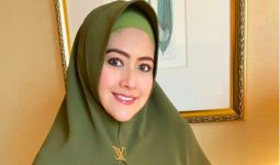 Anak Dikabarkan Stres Tinggal di Makassar, Meggy Wulandari Beri Penjelasan Begini - JPNN.com