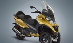 Pertama Kali, Piaggio MP3 500 HPE Sport Advanced Punya Gigi Mundur - JPNN.com