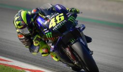 5 Pembalap jadi Korban MotoGP Catalunya, Rossi Paling Menyedihkan - JPNN.com