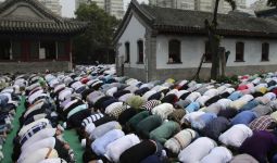 Pemerintah Komunis Terbitkan Aturan Baru, Ini Satu-Satunya Cara Muslim Tiongkok Bisa Naik Haji - JPNN.com