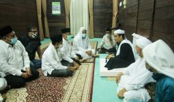Begini Pesan Tuan Guru ke-12 Besilam Kepada Akhyar Nasution-Salman Alfarisi - JPNN.com