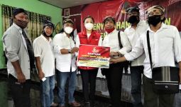 Kemensos Salurkan 1.000 Paket Sembako untuk Warga Terdampak Pandemi Covid-19 di Klaten - JPNN.com