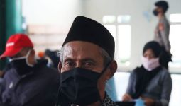 Kantor Pos Padang Perketat Prokes Saat Menyalurkan BST Gelombang Dua - JPNN.com