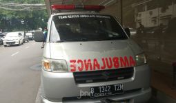 Kronologi Polisi Tembak Ambulans yang Diduga Menyuplai Batu ke Pedemo - JPNN.com