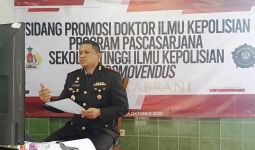 AKBP Dedy Tabrani Raih Gelar Doktor dengan Summa Cum Laude, Disertasinya Dahsyat - JPNN.com