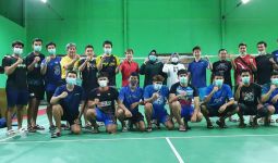 Tim Bulu Tangkis Indonesia Latihan di GOR Billy Haryanto, Dapat Suntikan Semangat dari Bupati Sragen - JPNN.com