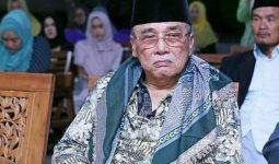 Berita Duka: KH Fuad Mun'im Djazuli Meninggal Dunia di Surabaya - JPNN.com