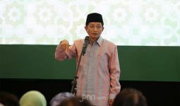 Pernyataan Keras dari Imam Besar Istiqlal Buat Pihak yang Tak Percaya Covid-19 - JPNN.com