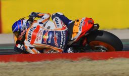 Alex Marquez Gila! Sempat Jatuh, Tetapi Masih Kuasai FP1 MotoGP Teruel - JPNN.com