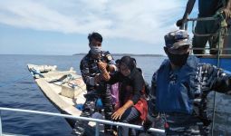 TNI AL Bantu Evakuasi Penumpang KMP Pemana Raya - JPNN.com