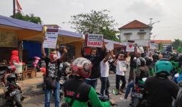 Komunitas Jogoboyo Berkumpul di Jembatan Merah Surabaya, Lihat Aksinya! - JPNN.com