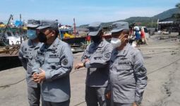 Bakamla Sosialisasikan Keselamatan Pelayaran Kepada Nelayan - JPNN.com