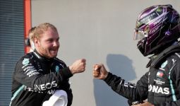 Bottas Tercepat, Lewis Hamilton? - JPNN.com