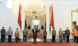 Jokowi Mengecam Presiden Prancis Emmanuel Macron, Keras! - JPNN.com