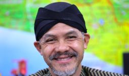 Berkat Tabungan Simpanan Pelajar dari Pak Ganjar, Jateng Raih Penghargaan dari OJK - JPNN.com