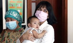 3 Berita Artis Terheboh: Penyebab Anak Vanessa Angel Selamat, Ada Aura Mistis di Lokasi Kecelakaan - JPNN.com