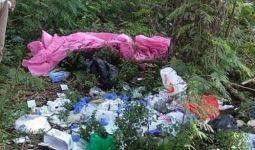 Warga Tak Berani Membersihkan Sampah yang Berserakan di Bekasi, Polisi Sampai Turun, Hiii - JPNN.com
