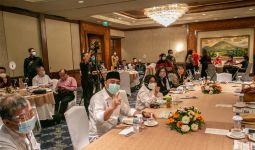 Hasto dan Bu Risma Dampingi Eri Cahyadi-Armuji Berdialog dengan Pebisnis di Surabaya - JPNN.com