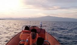 Tim SAR Lakukan Pencarian Dua Remaja Korban Kapal Tenggelam, Semoga Berhasil - JPNN.com