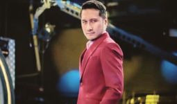 Arie Untung Terharu Menyambut Kepulangan Habib Rizieq - JPNN.com