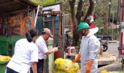 Sebegini Jumlah Sampah Masker yang Terkumpul di Jakarta Selama Pandemi - JPNN.com