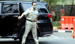 3 Saran untuk Gubernur Anies Guna Antisipasi Gebrakan Bu Risma di Jakarta - JPNN.com