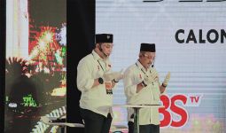 Ini Doa yang Dibaca Eri Cahyadi saat Menutup Debat Pilkada Surabaya - JPNN.com