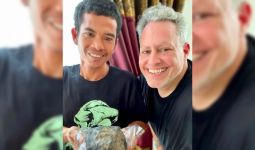 Nama Josua Hutagalung Mendadak Viral, Meteorit yang Jatuh di Rumahnya Dibeli Bule, Harganya Fantastis - JPNN.com