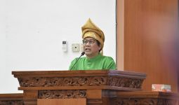 Pidato di Sidang Paripurna Istimewa DPRD Babel, Mendes PDTT Kutip Bung Hatta - JPNN.com