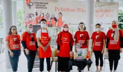Perempuan Tangguh Indonesia Gelar Pelatihan Wirausaha Bidang Kecantikan dan Kuliner - JPNN.com