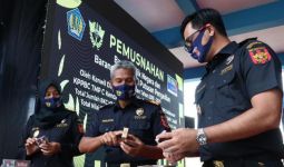 Jalankan Fungsi Community Protector, Bea Cukai Musnahkan BMN Hasil Penindakan - JPNN.com