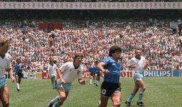 Mantan Pemain Inggris Itu Akhirnya Memaafkan Maradona - JPNN.com