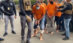 Puluhan Kali Beraksi, Kawanan Perampok Bermodus Mengaku Petugas Kelurahan Ditembak, Dooor! - JPNN.com