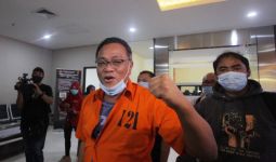 Dakwaan Jaksa untuk Jumhur Hidayat: 2 Twit Hoaks Omnibus Law Pemicu Demo Rusuh - JPNN.com