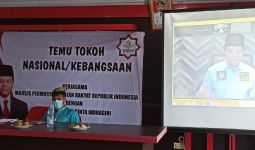 Wakil Ketua MPR Hidayat Nur Wahid Sosialisasikan Empat Pilar MPR RI kepada Masyarakat Riau - JPNN.com