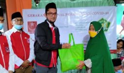 Pemuda Muslim Bagikan Ratusan Paket Sembako dan Santuni Anak Yatim - JPNN.com