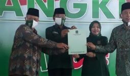 Versi SMRC Lathifah-Didik Unggul Tipis di Kabupaten Malang - JPNN.com