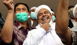 5 Berita Terpopuler: Begini Kondisi Rizieq Setelah Ditahan, Ferdinand Bilang Ngeri, Jokowi Minta Aparat tak Gentar - JPNN.com