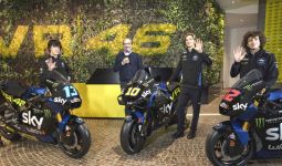 Tim Valentino Rossi Lebih Memilih Ducati Ketimbang Yamaha, Apa Alasannya? - JPNN.com