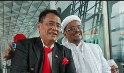 Sori, Bang Hotman Paris Tidak Bisa Jadi Pengacara Habib Rizieq - JPNN.com