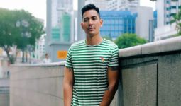 Aura Kasih Diisukan Gugat Cerai Suami, Robby Purba Berkomentar Begini - JPNN.com