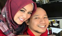 Istri Beber Kebiasaan Denny Cagur di Ranjang, Oh Ternyata... - JPNN.com