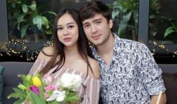 Berpisah dari Mantan Suami, Aura Kasih Terbuka Dengan Sang Anak - JPNN.com