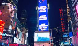 Rilis Lagu Natal, Maruli Tampubolon Muncul di Times Square New York - JPNN.com