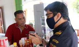 Kesadaran Soal Rokok Ilegal Membaik, Bea Cukai Terus Gencarkan Sosialisasi   - JPNN.com